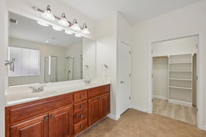 Tanaqua Ln-S0707-022.jpg