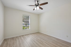 Tanaqua Ln-S0707-030.jpg
