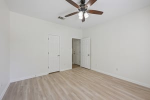 Tanaqua Ln-S0707-031.jpg