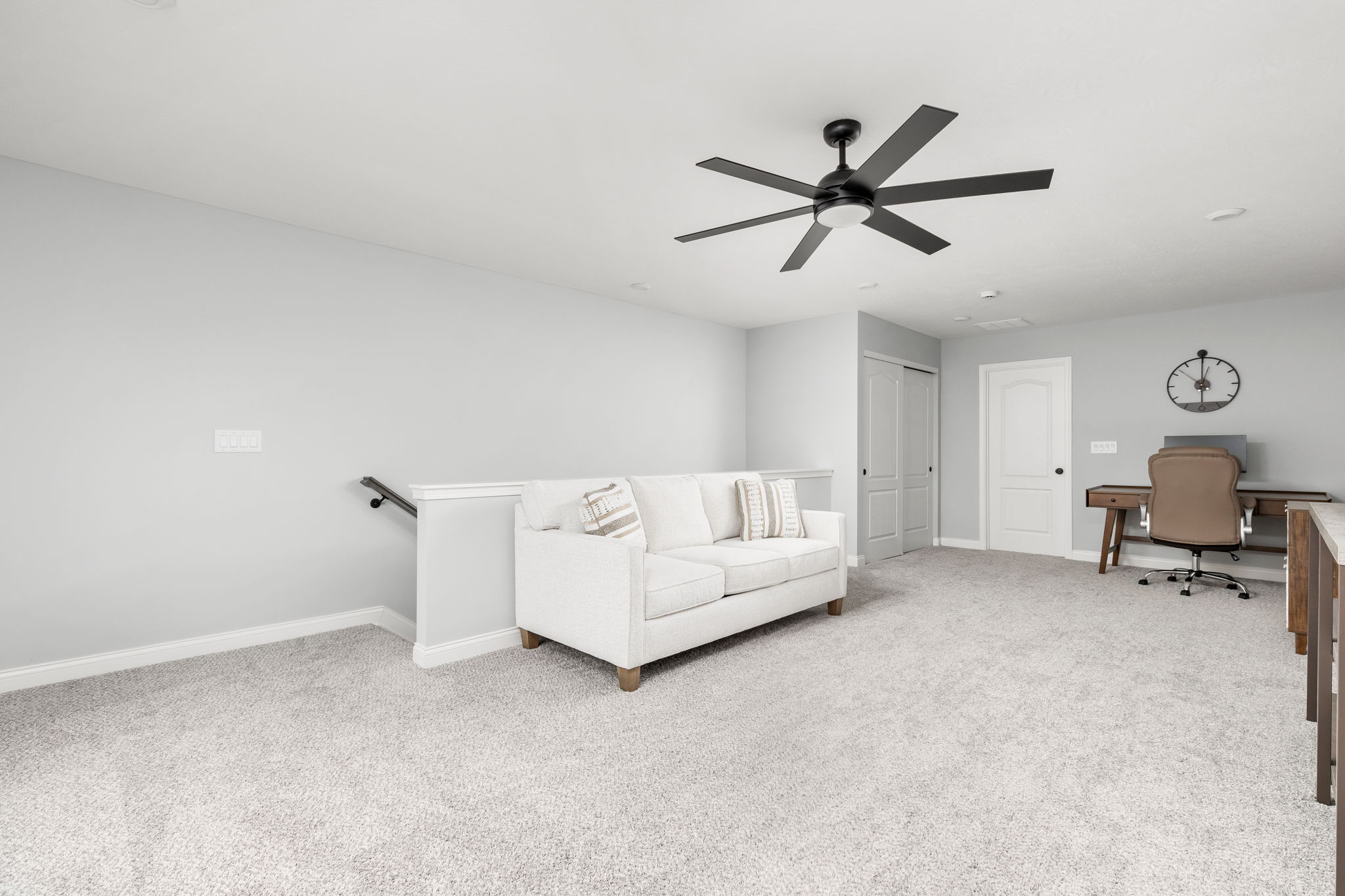 Loft / 2ndary Family Room