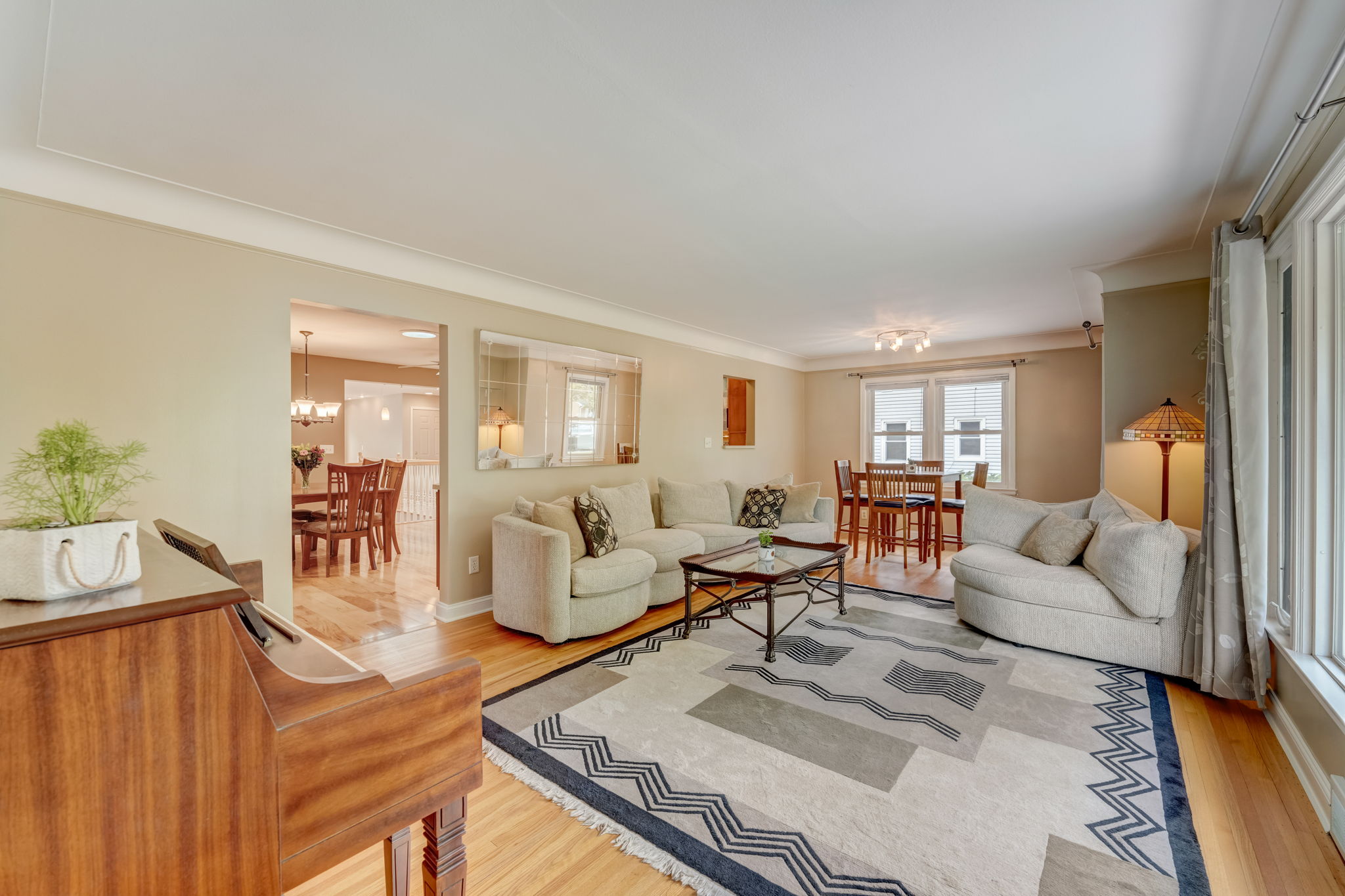 Morgan Ave S-009