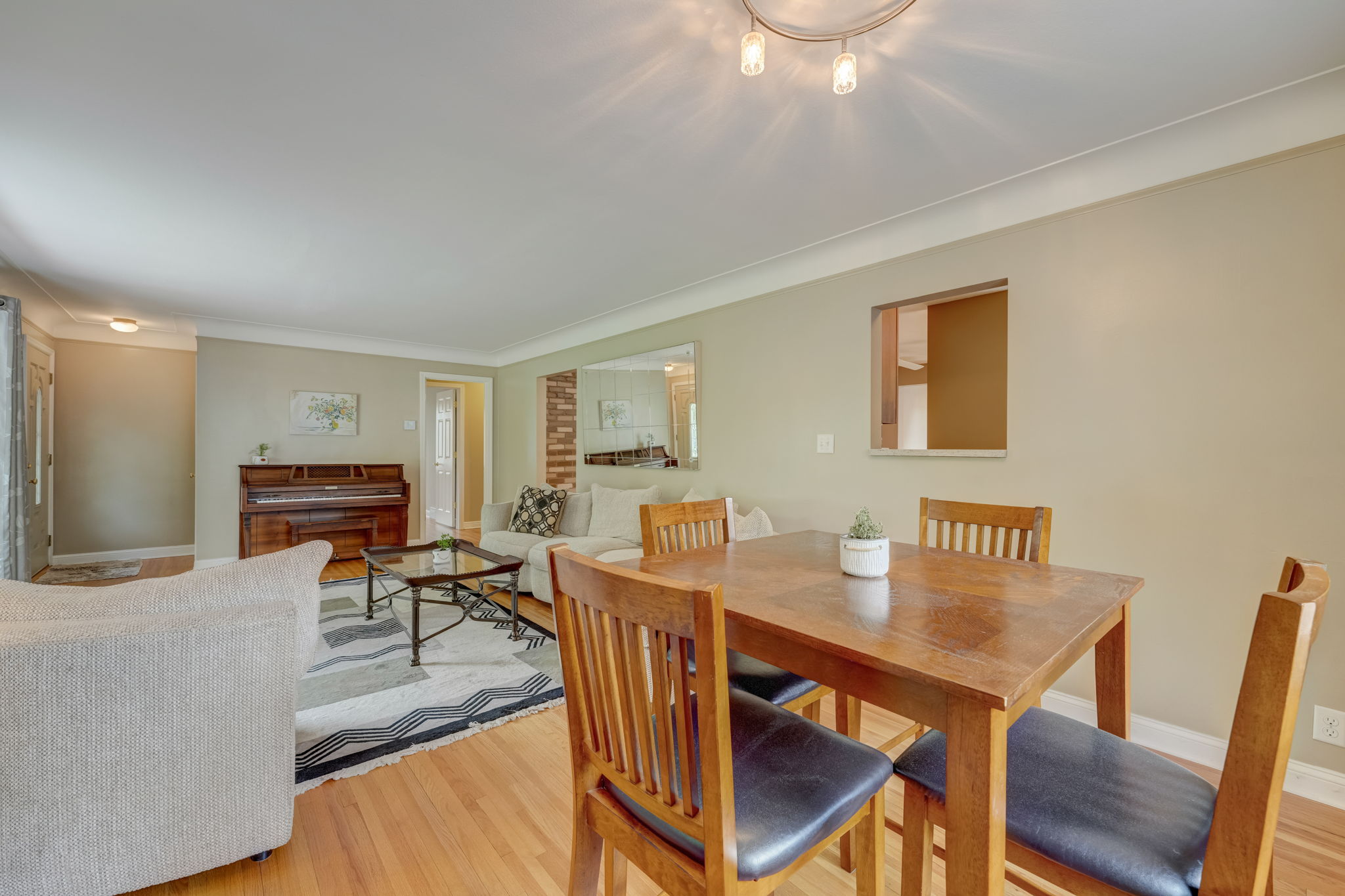 Morgan Ave S-012