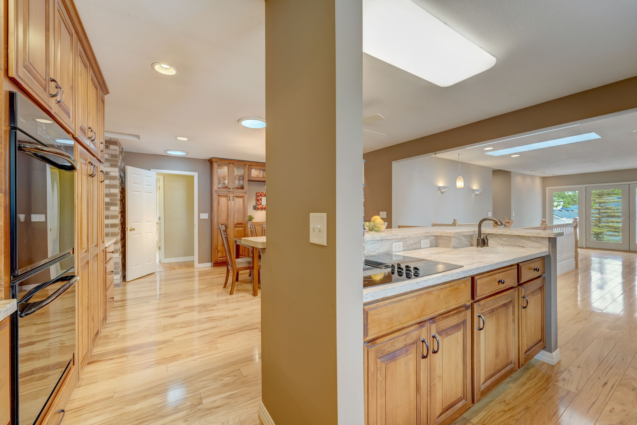 Morgan Ave S-021