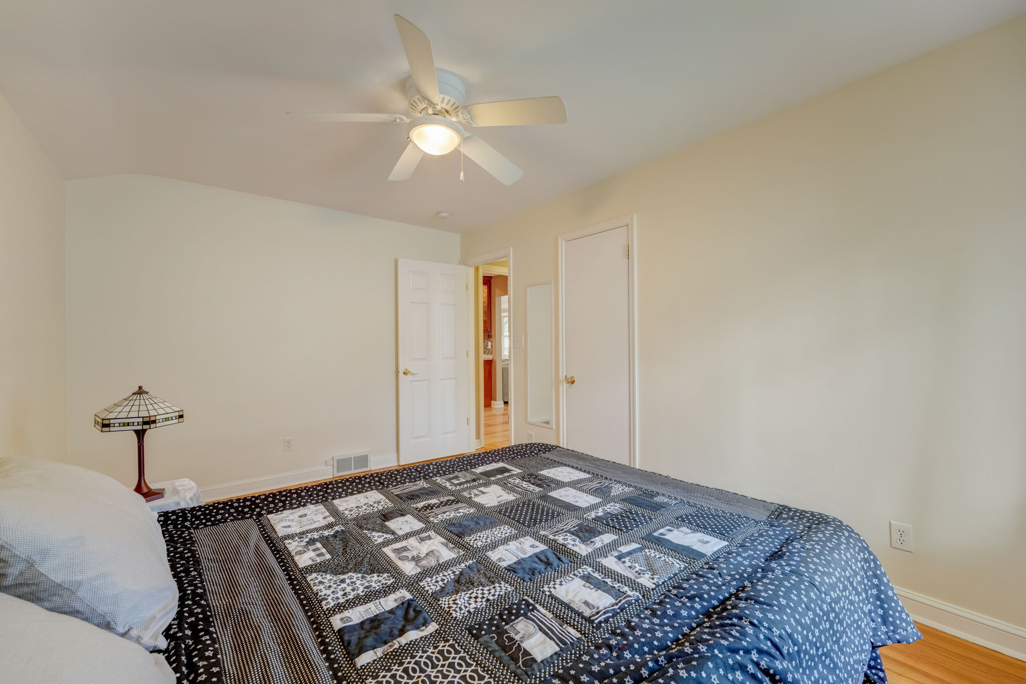 Morgan Ave S-037