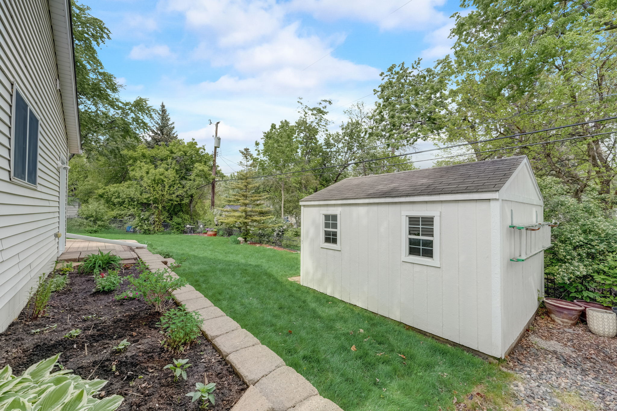 Morgan Ave S-063