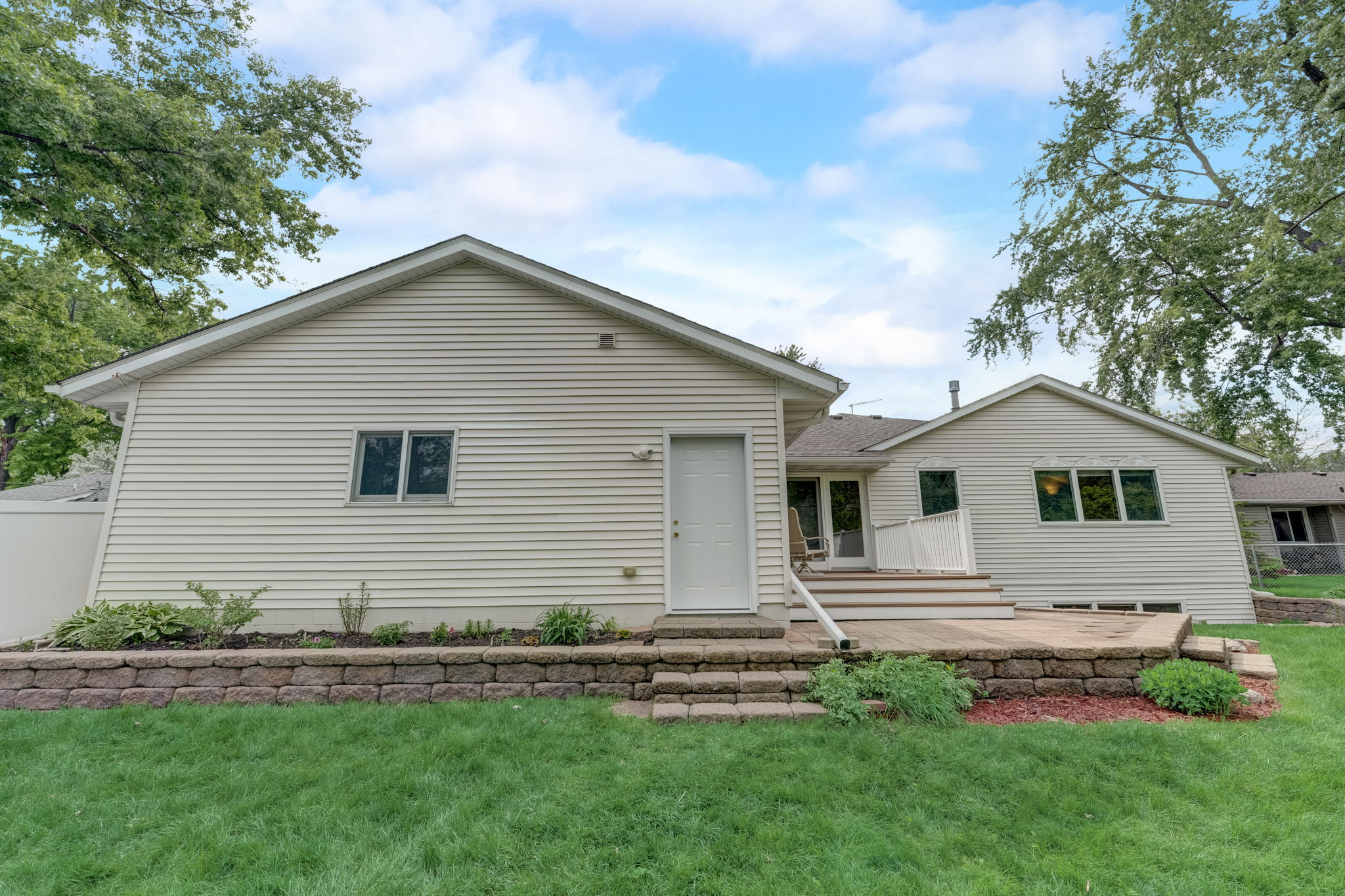 Morgan Ave S-065