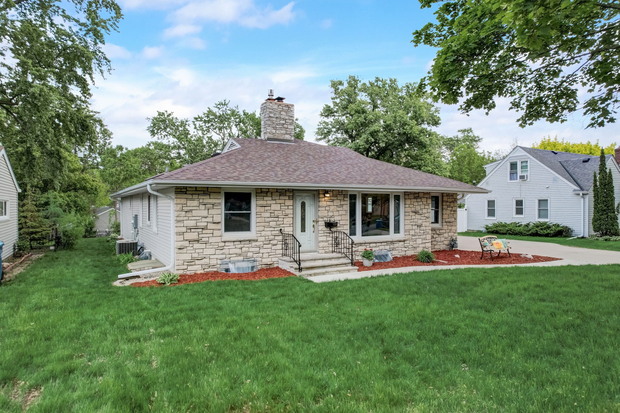 Morgan Ave S-070