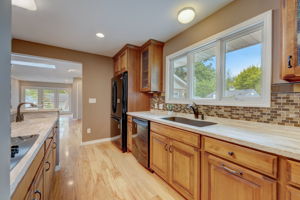 Morgan Ave S-020