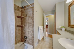 Morgan Ave S-041