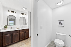 Interiors (22)