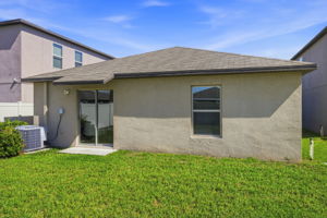 Rear Exteriors (4)