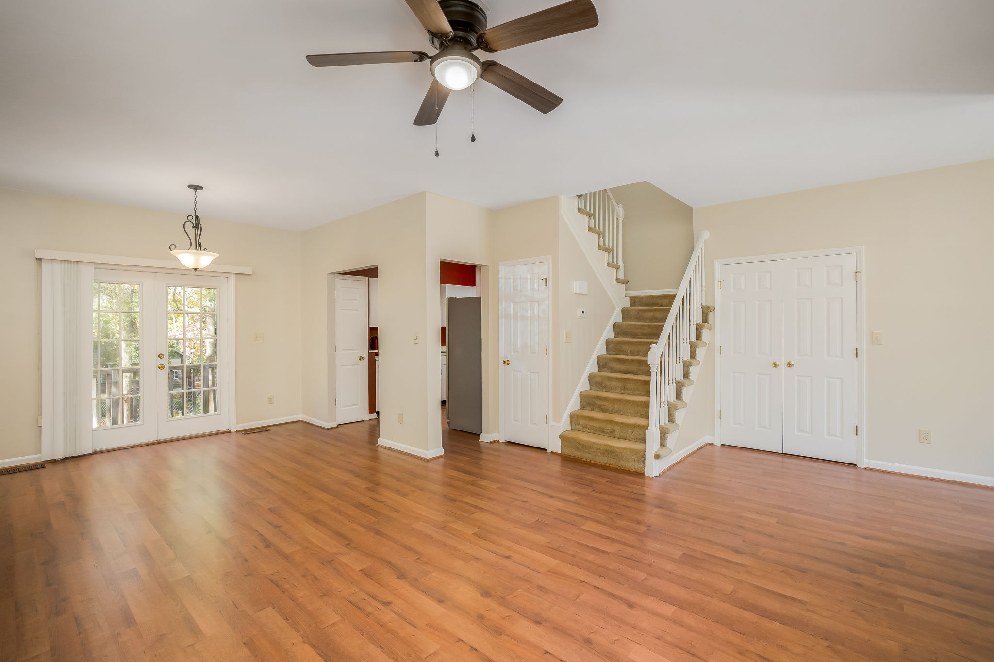 723 Banks St-6