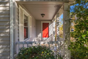 723 Banks St-4