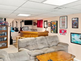  Photo 45