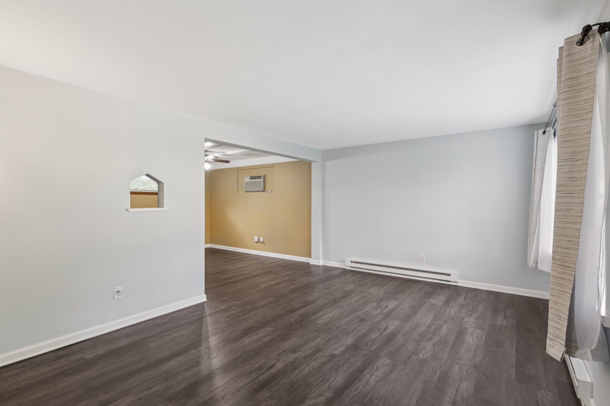 Elwell Ave-L1608-007.jpg