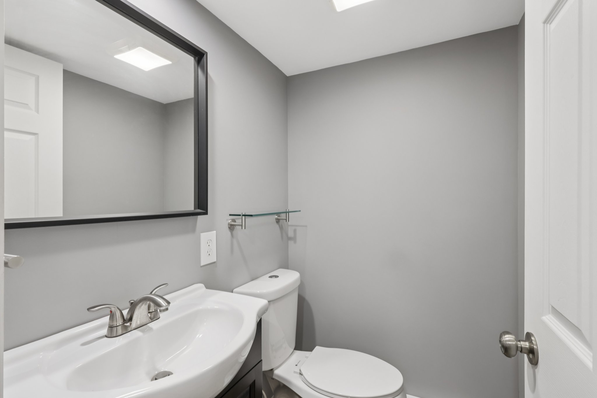 Elwell Ave-L1608-031.jpg