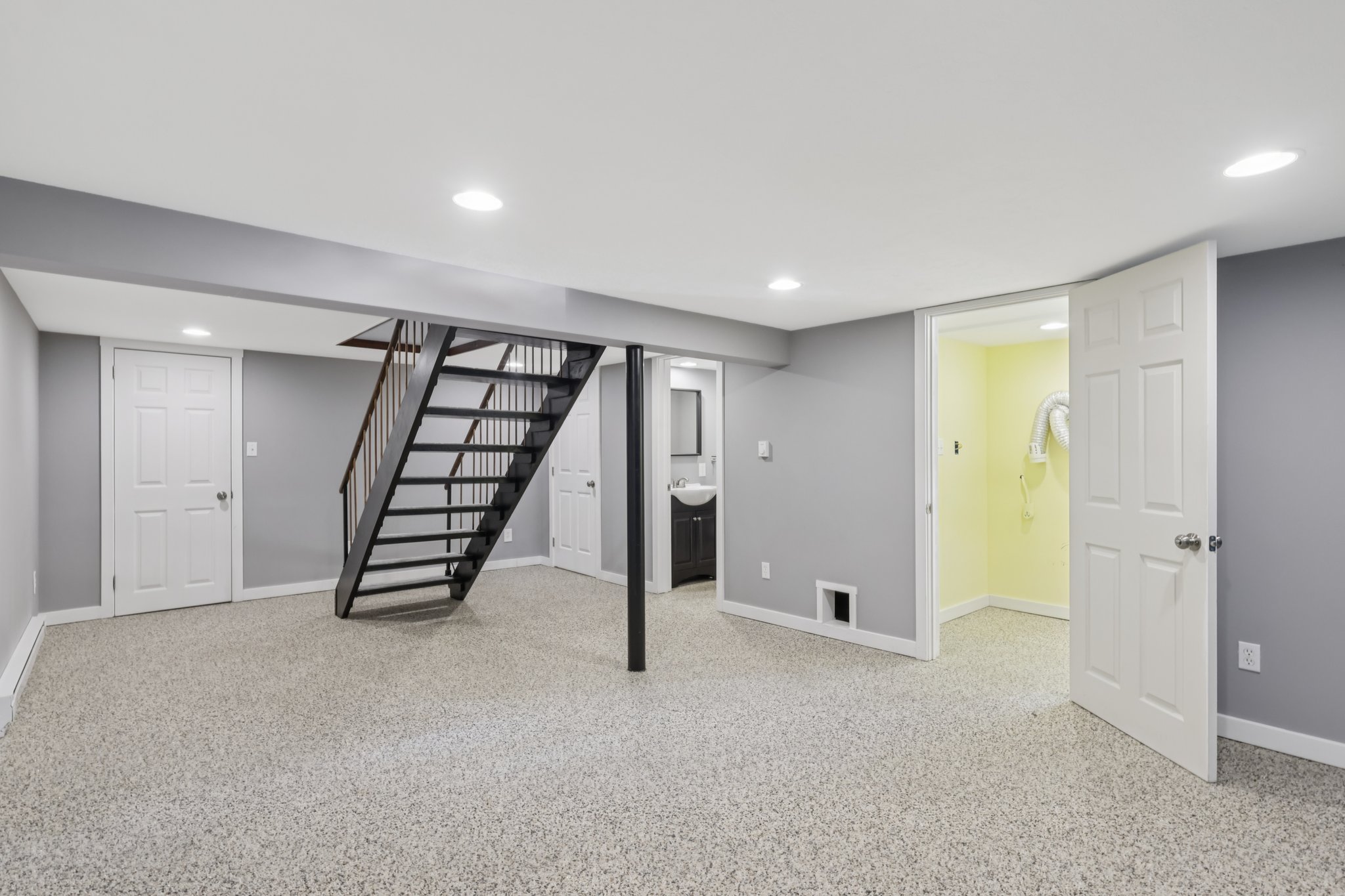 Elwell Ave-L1608-033.jpg