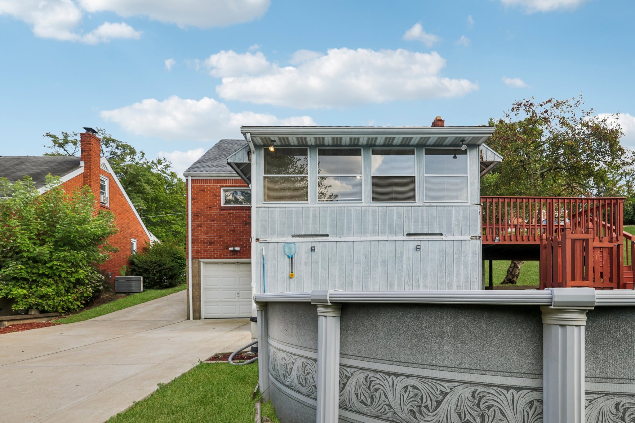 Elwell Ave-L1608-038.jpg