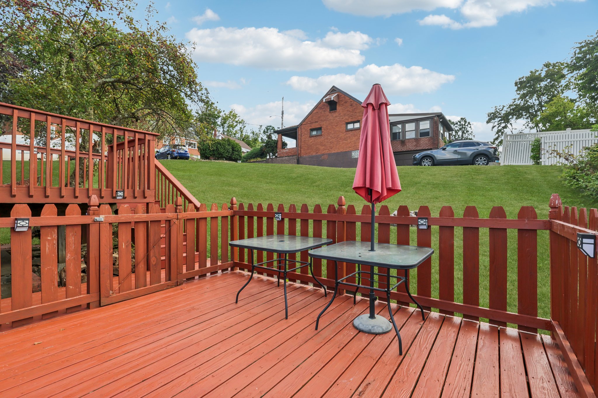 Elwell Ave-L1608-042.jpg