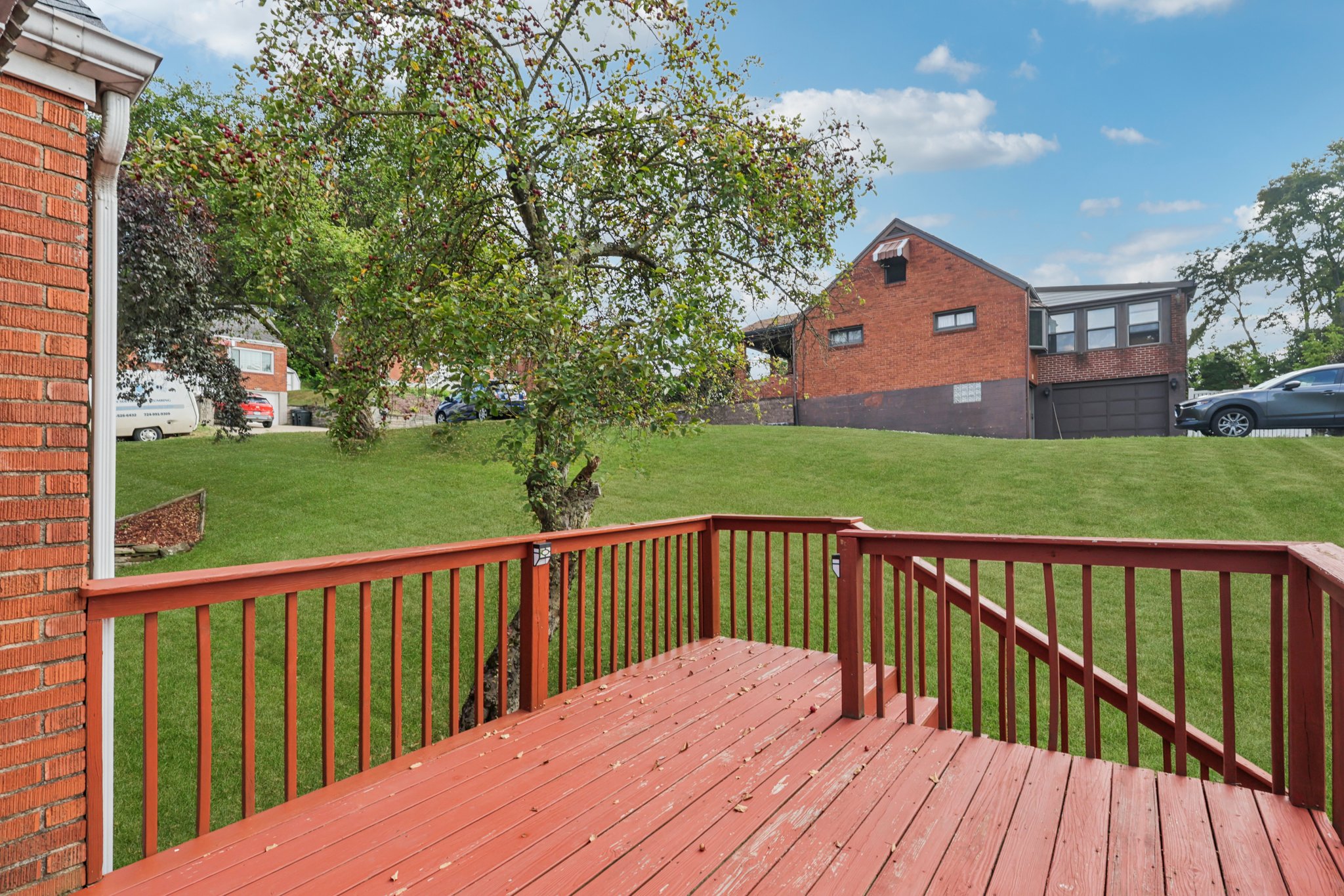 Elwell Ave-L1608-045.jpg