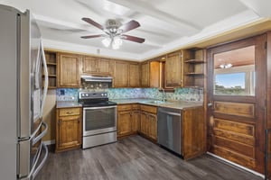 Elwell Ave-L1608-014.jpg