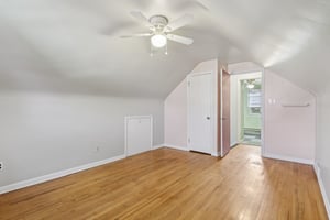 Elwell Ave-L1608-029.jpg