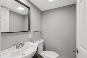 Elwell Ave-L1608-031.jpg