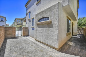  Photo 48