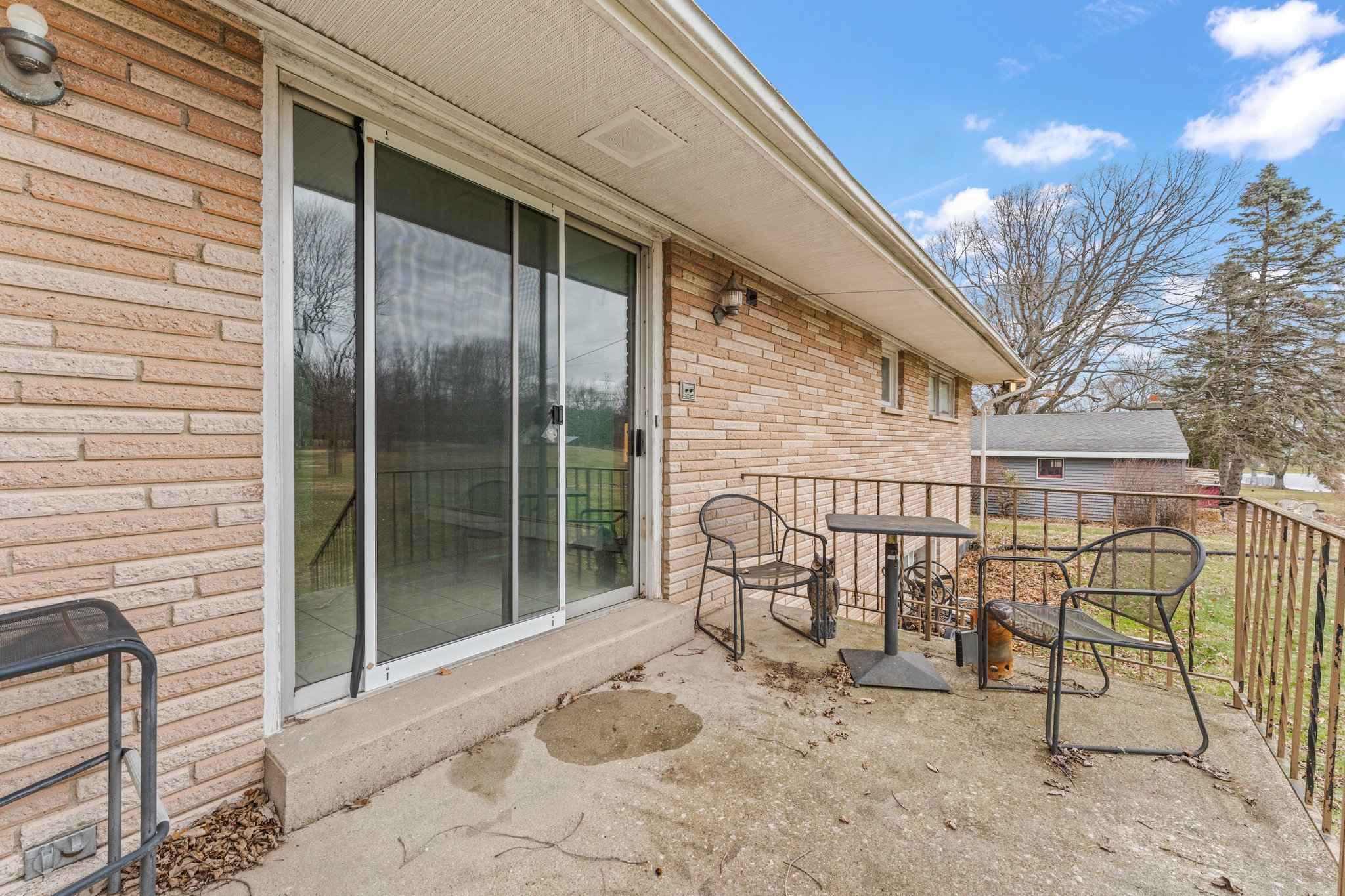 723 Meridian Rd, Valparaiso, IN 46385 Zoom Media USA