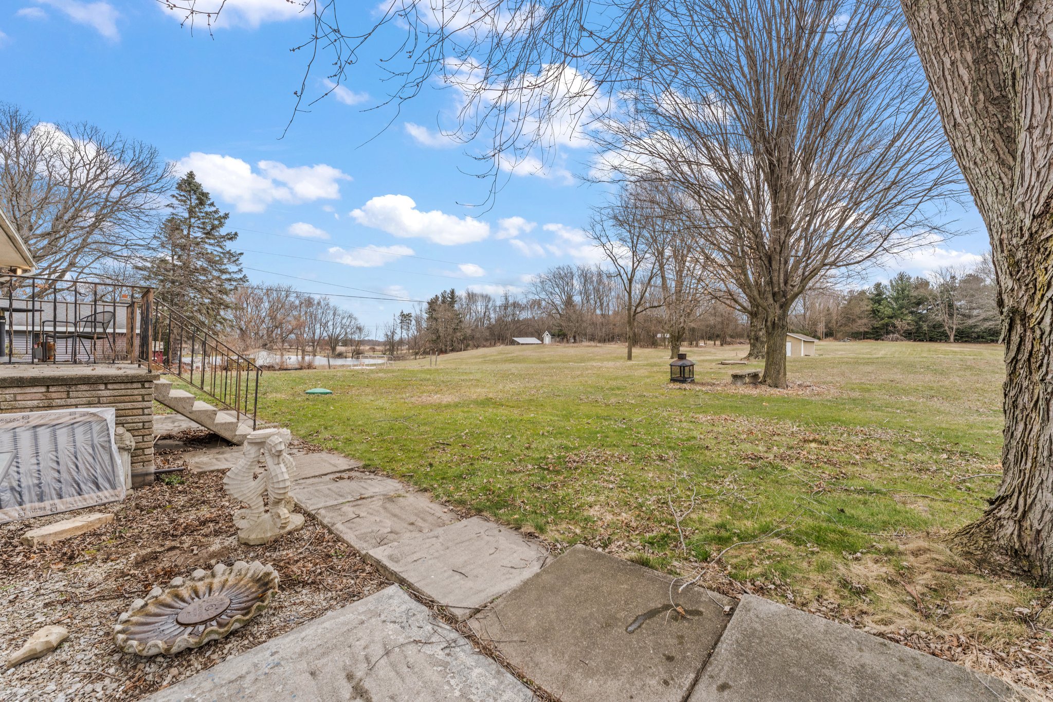 723 Meridian Rd, Valparaiso, IN 46385 Zoom Media USA