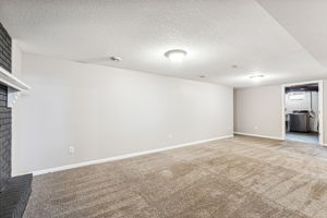 25_Interior