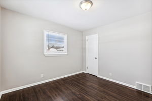17_Interior