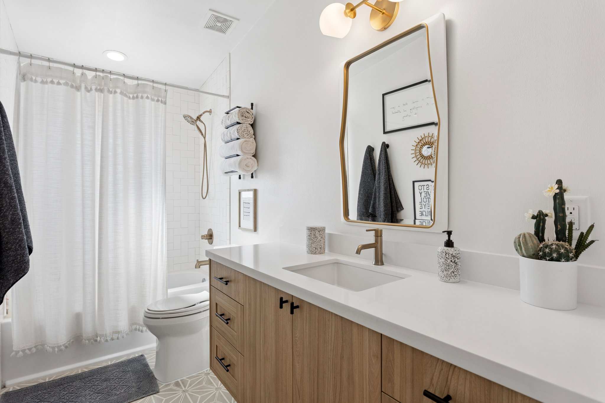 7233 E Monte Vista Rd - 039.jpg