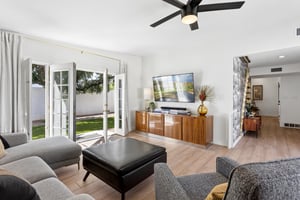 7233 E Monte Vista Rd - 012.jpg