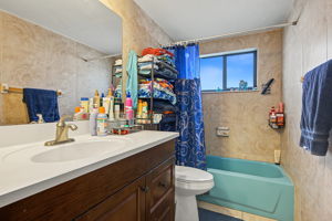 Bathroom2