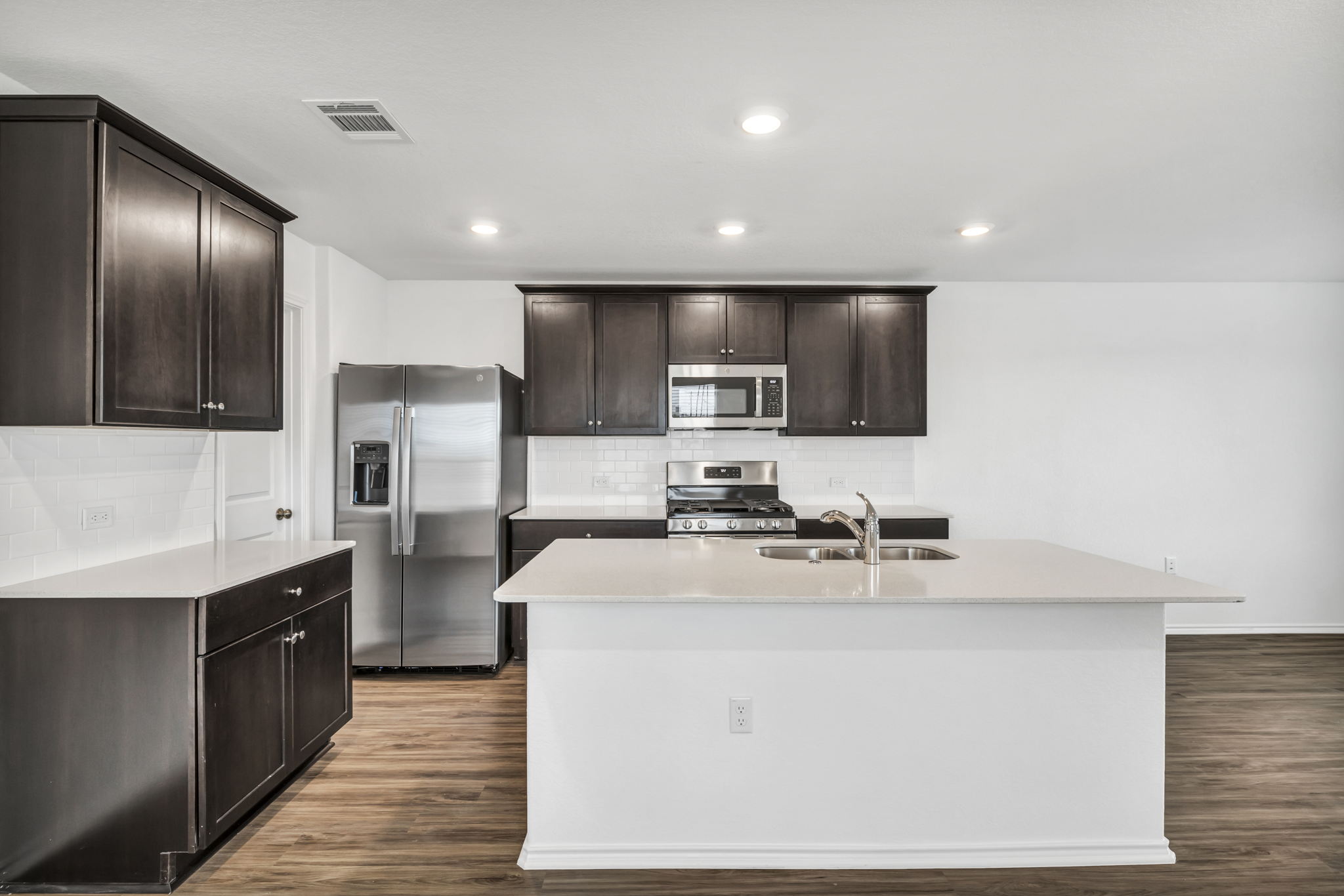 7236 Dancing Wind Ln, Del Valle, TX 78617, USA Photo 10