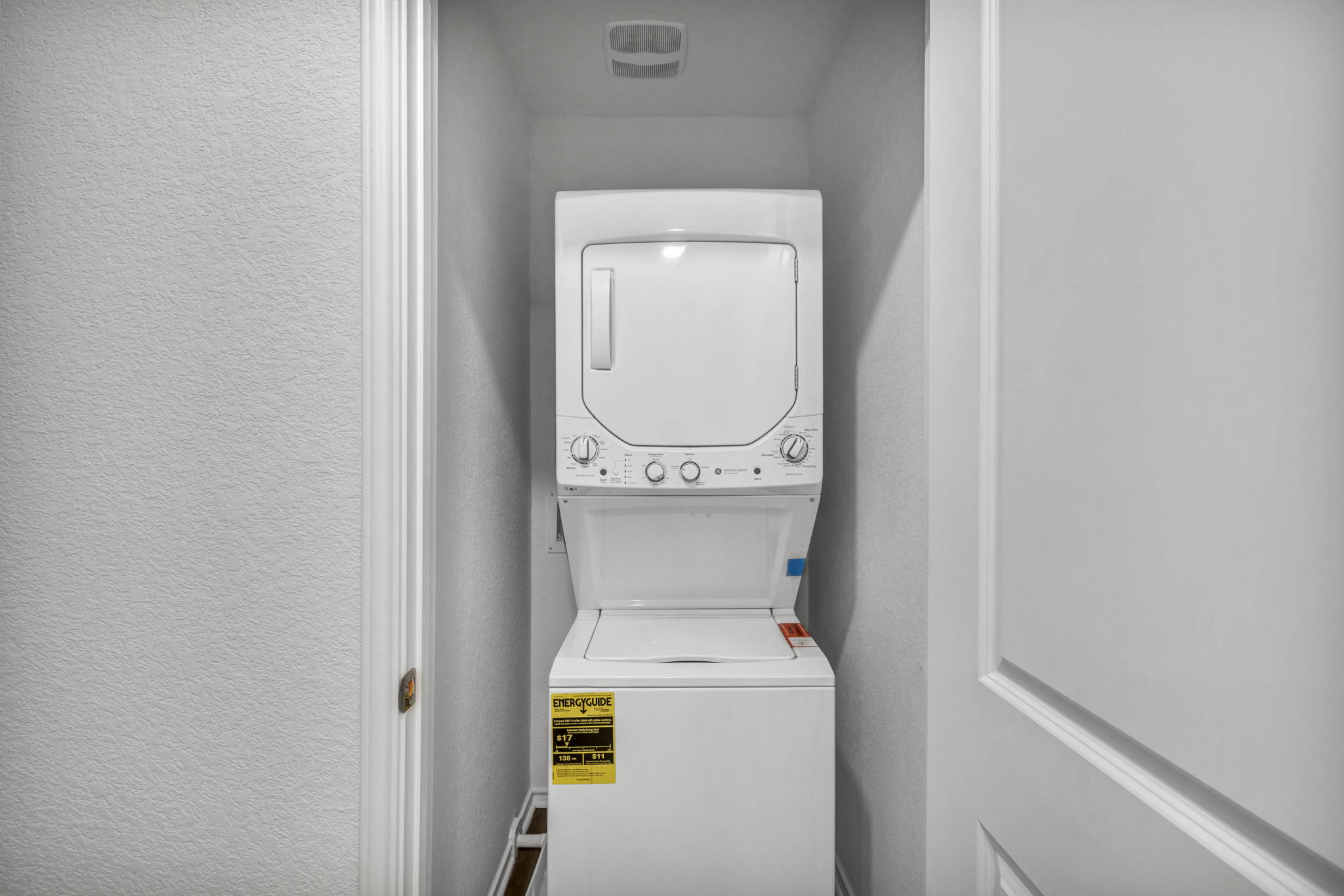 7236 Dancing Wind Ln, Del Valle, TX 78617, USA Photo 17