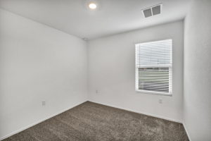 7236 Dancing Wind Ln, Del Valle, TX 78617, USA Photo 23