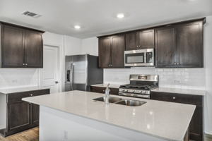 7236 Dancing Wind Ln, Del Valle, TX 78617, USA Photo 10