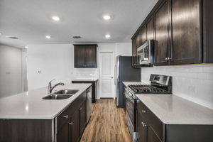 7236 Dancing Wind Ln, Del Valle, TX 78617, USA Photo 11