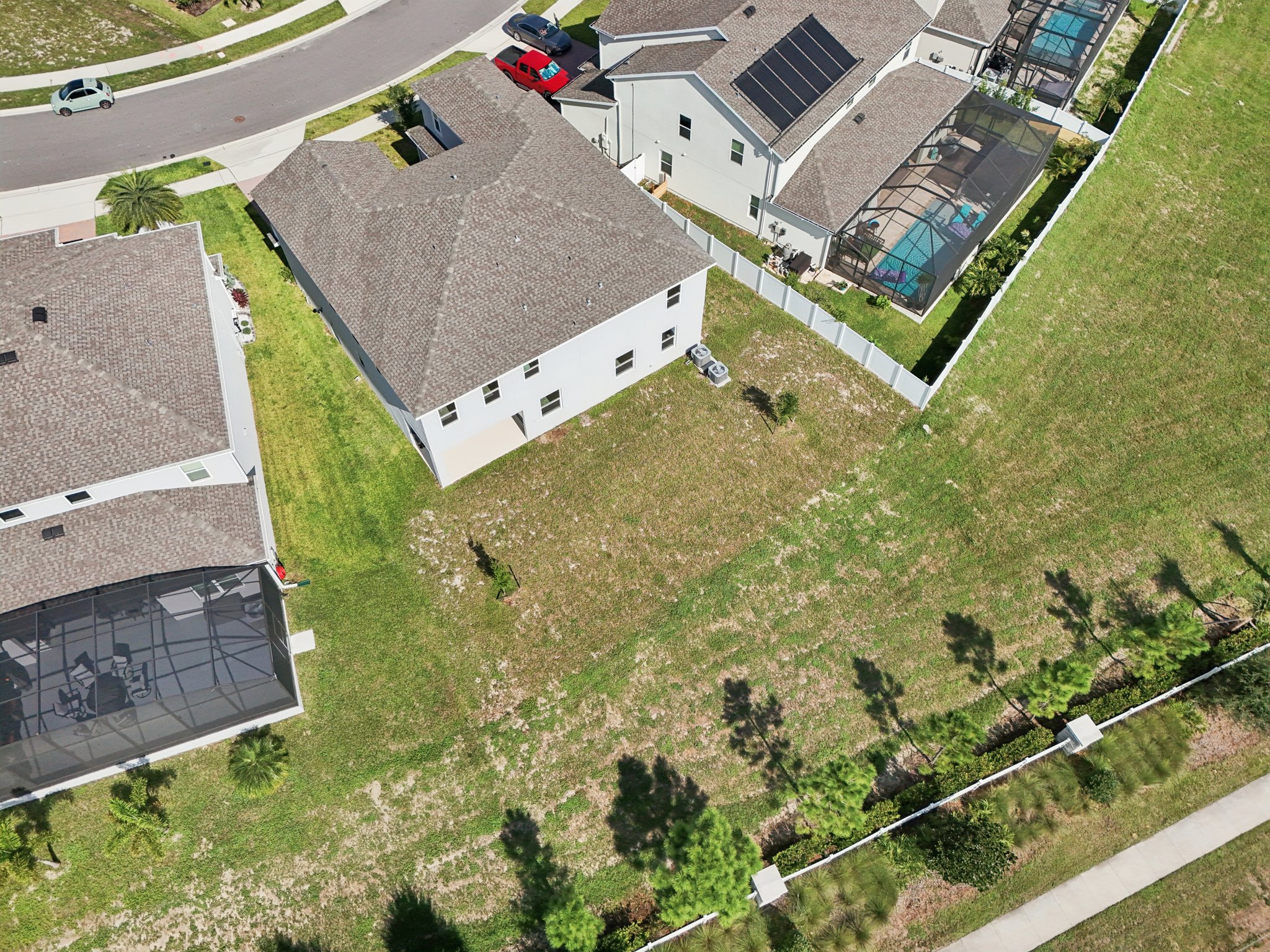 Dilly Lake Ave-S1909-081.jpg