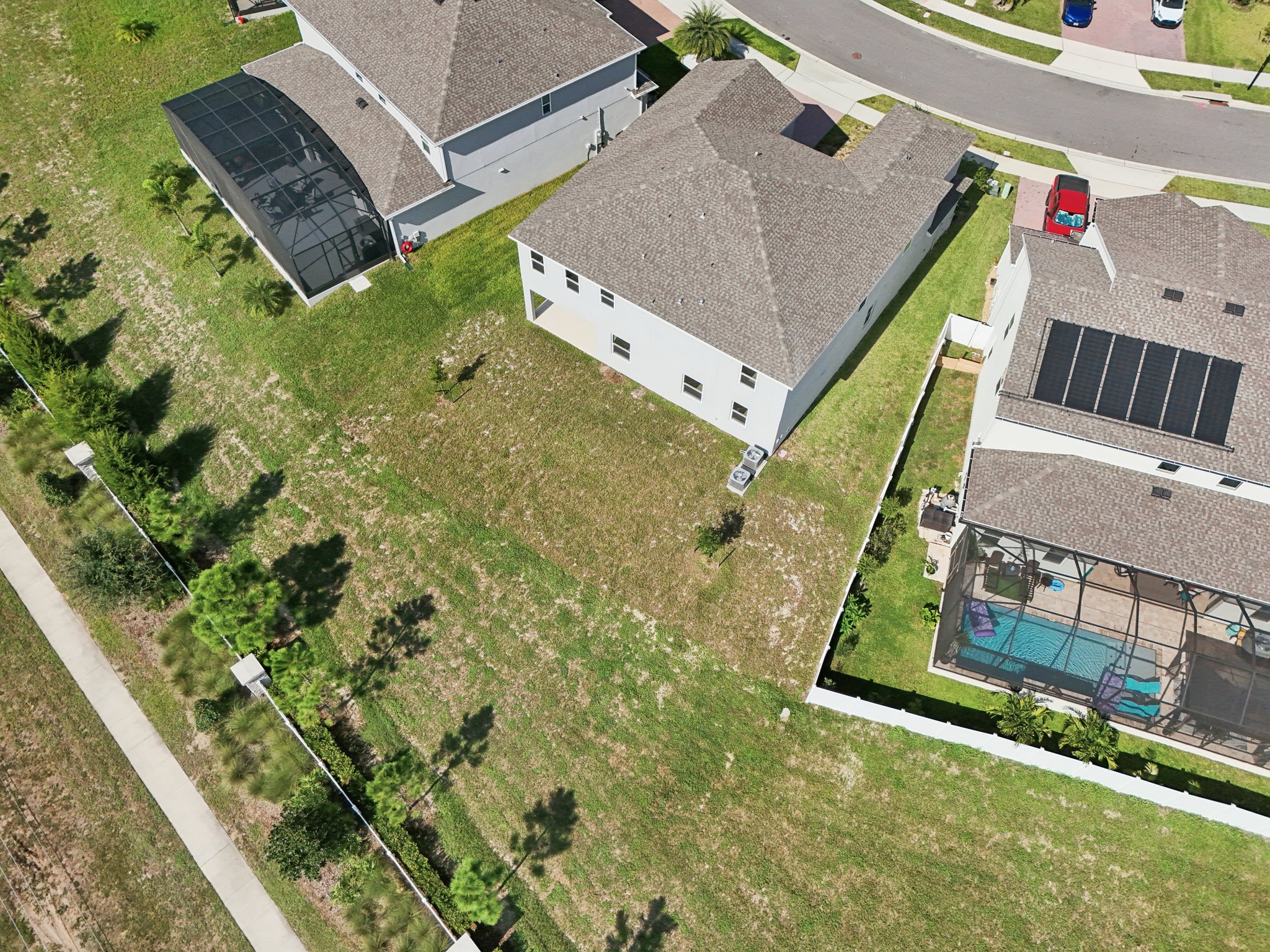 Dilly Lake Ave-S1909-083.jpg