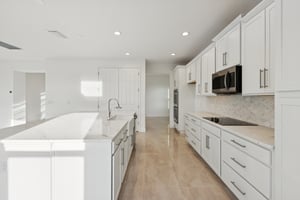 Dilly Lake Ave-S1909-013.jpg