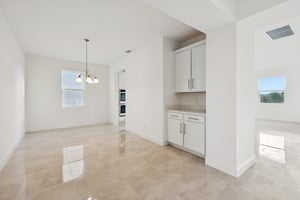 Dilly Lake Ave-S1909-019.jpg