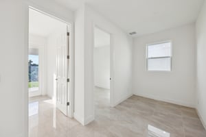 Dilly Lake Ave-S1909-026.jpg