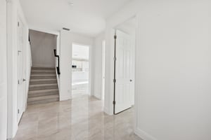 Dilly Lake Ave-S1909-027.jpg