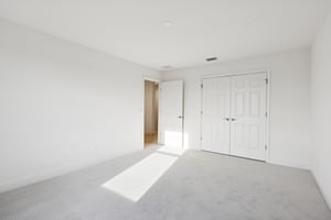 Dilly Lake Ave-S1909-043.jpg