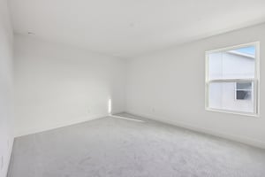 Dilly Lake Ave-S1909-046.jpg