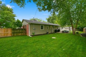  Photo 48