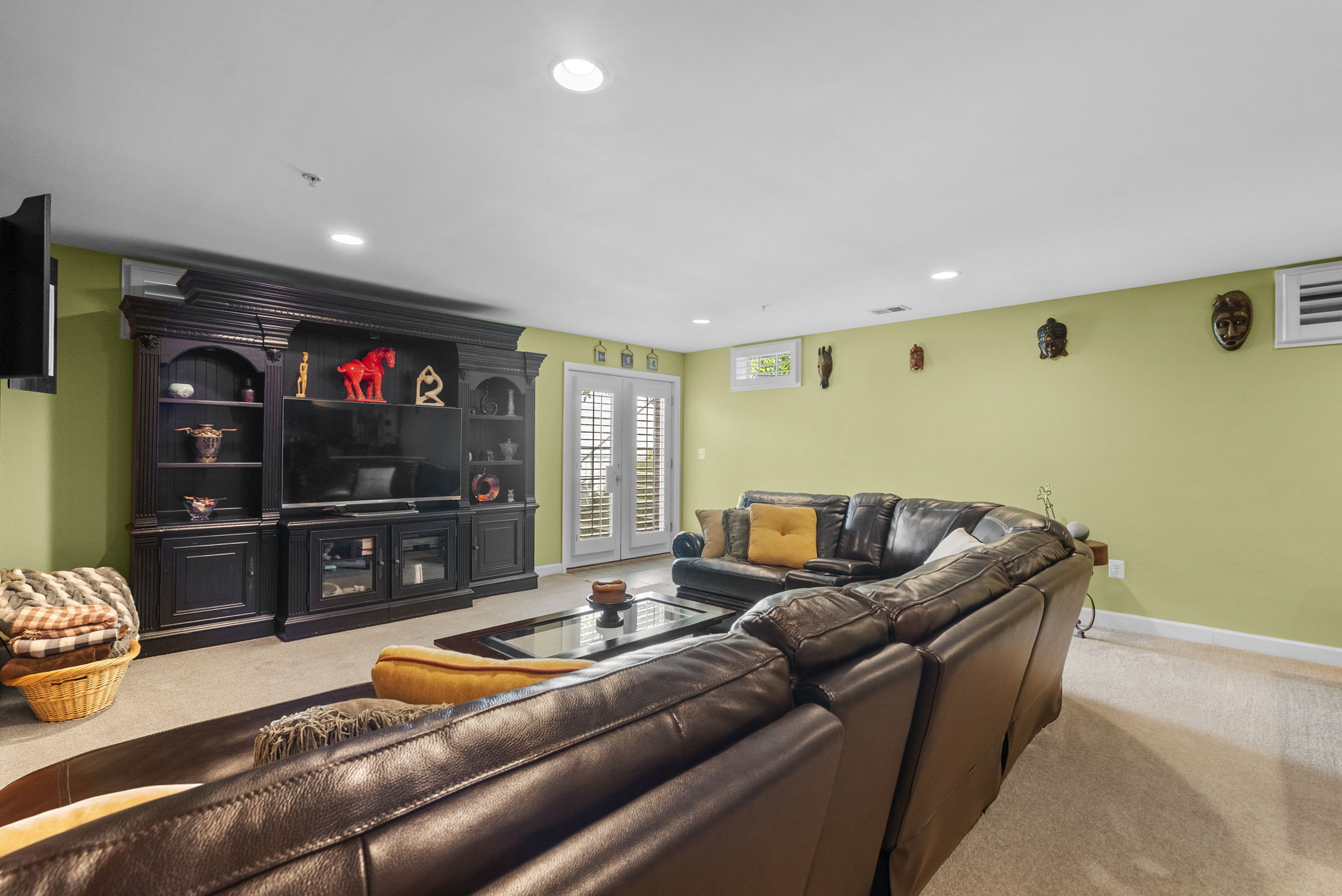 Lower Level Recreation Room